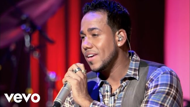 romeo santos vale la pena el placer live